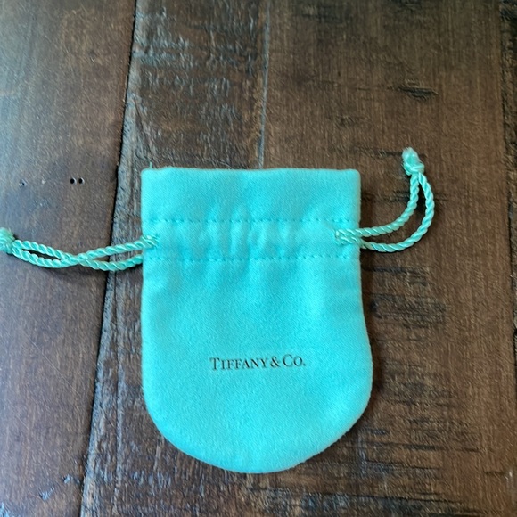 NEW-Tiffany Blue Shopping Bag, Navy Necklace Box, Blue Box & Blue Jewelry Bag - Picture 6 of 16